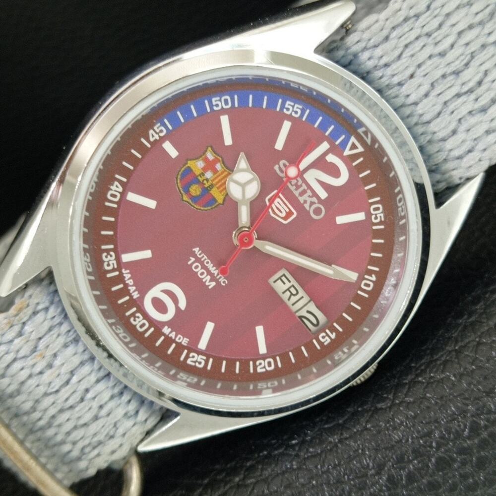 Vintage 1975 Seiko FCB Automatic Mens Silver Watch W/daydate & FCB accents